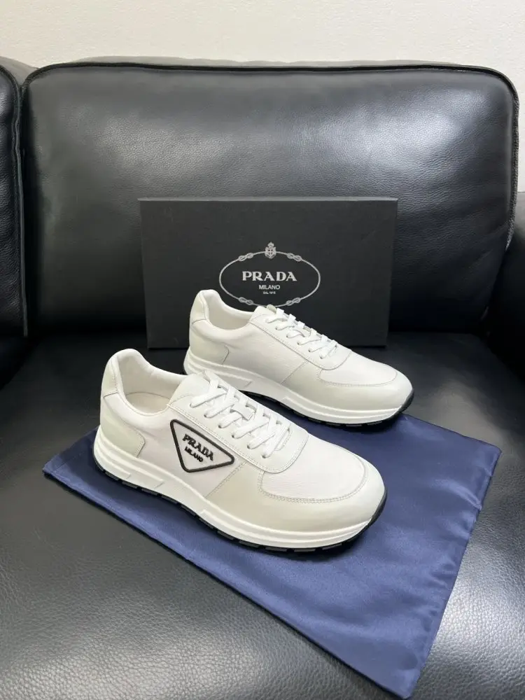 Prada — Кросівки чоловічі
