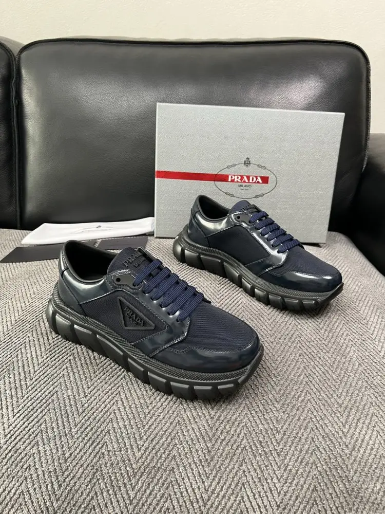 Prada — Кросівки чоловічі