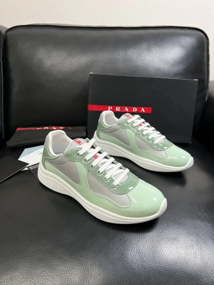 Prada — Кросівки чоловічі