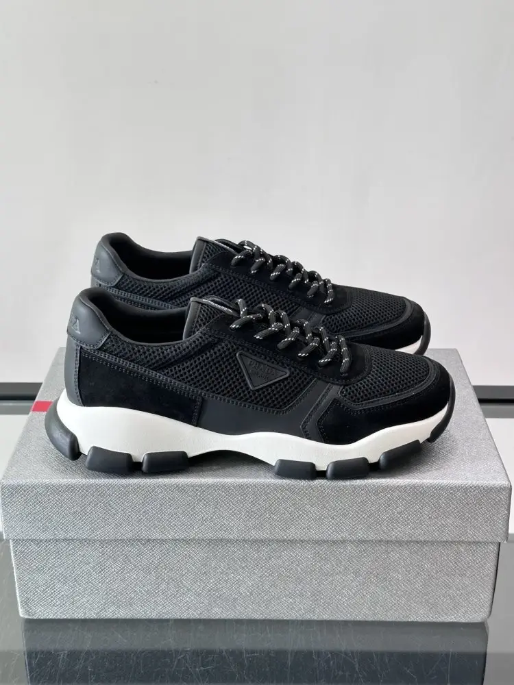 Prada Sneakers men's — Photo 1