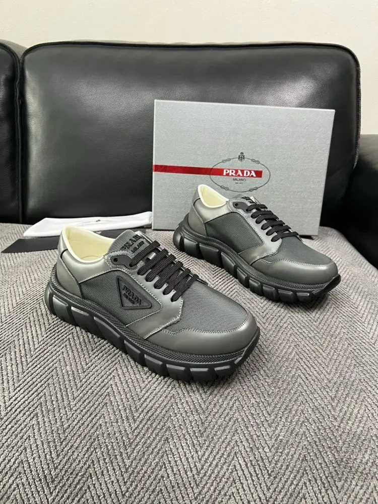 Prada — Кросівки чоловічі