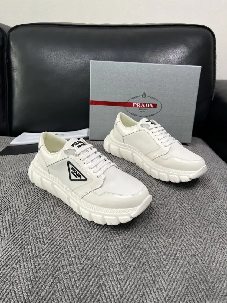 Prada Sneakers men's — Photo 1