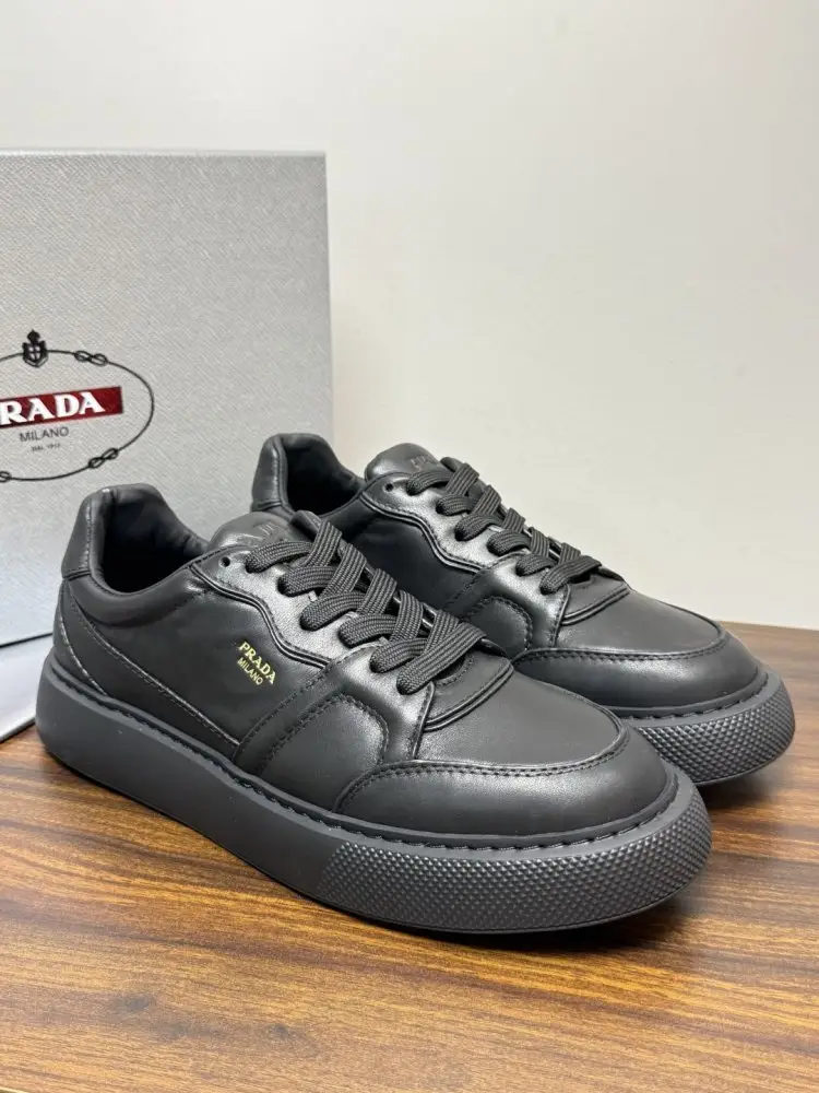 Prada — Кросівки чоловічі
