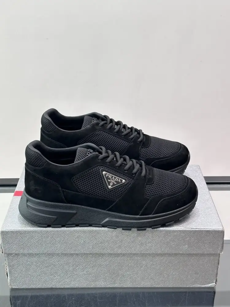 Prada Sneakers men's — Photo 1