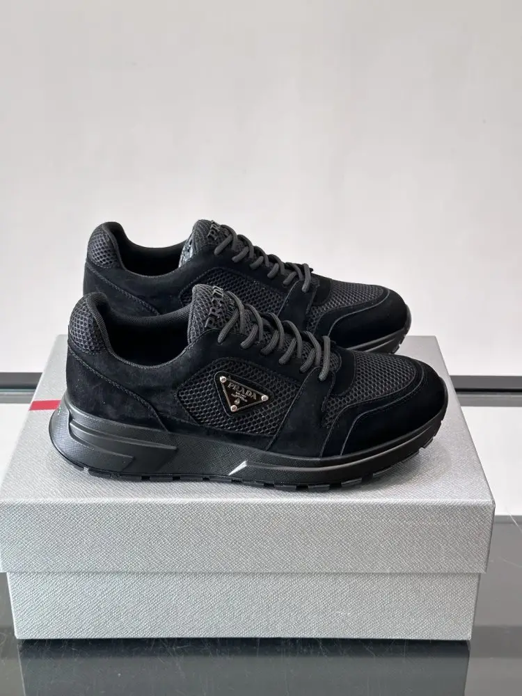 Prada — Кросівки чоловічі