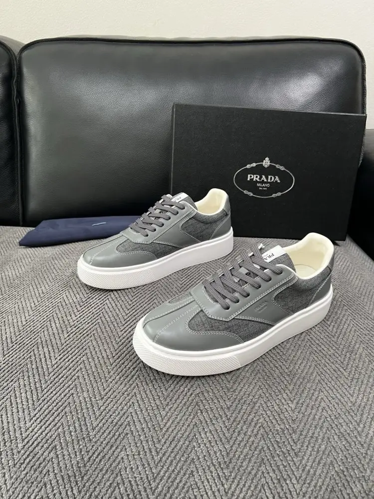 Prada Кроссовки мужские — Фото 2