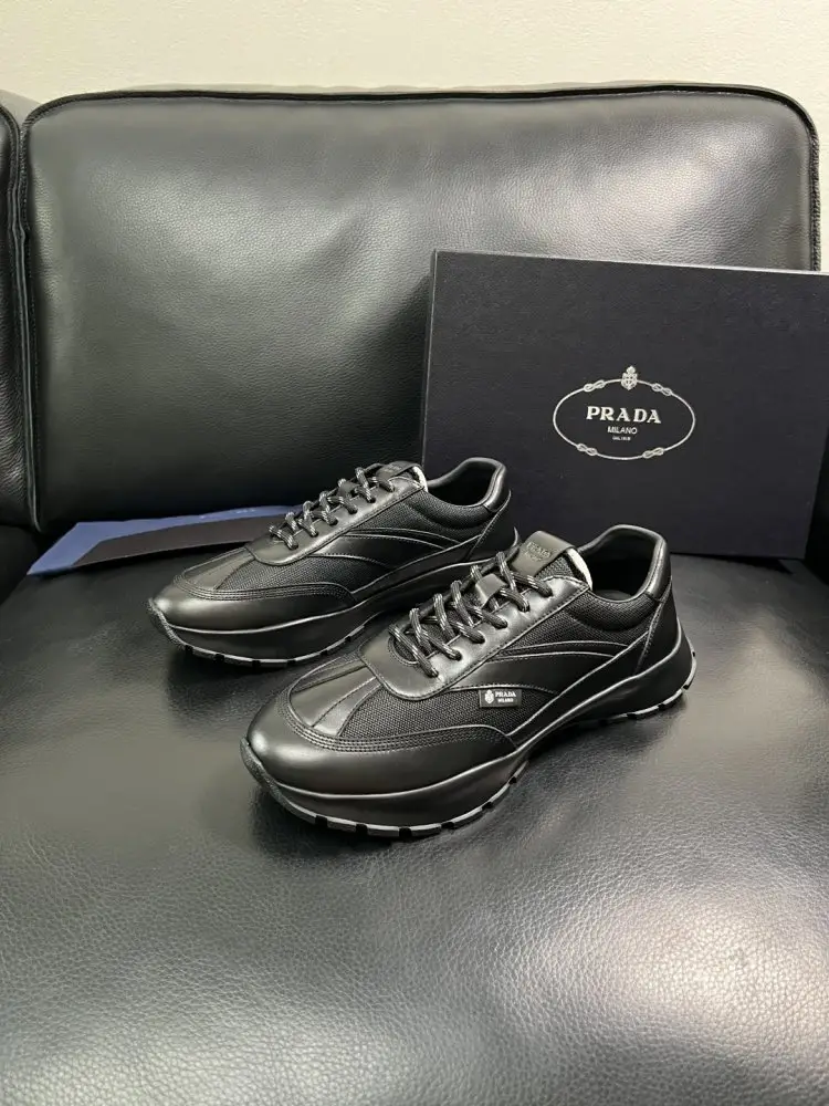 Prada Sneakers men's — Photo 2