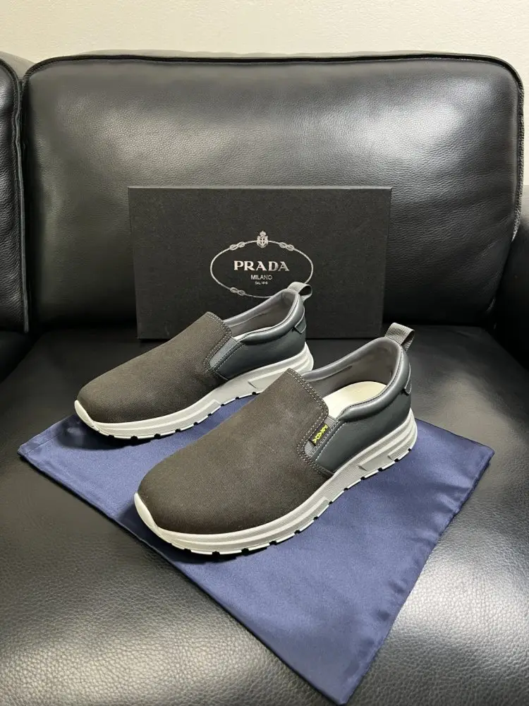 Prada Кросівки чоловічі — Фото 2