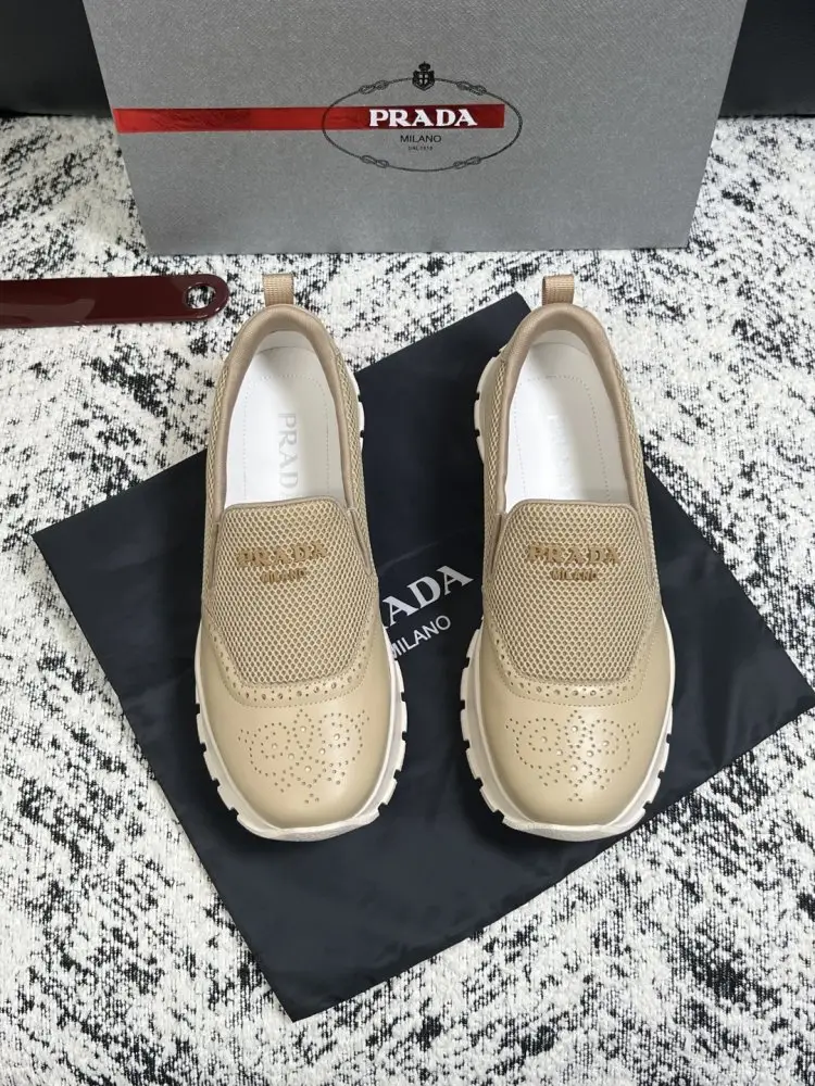 Prada Кроссовки мужские — Фото 3