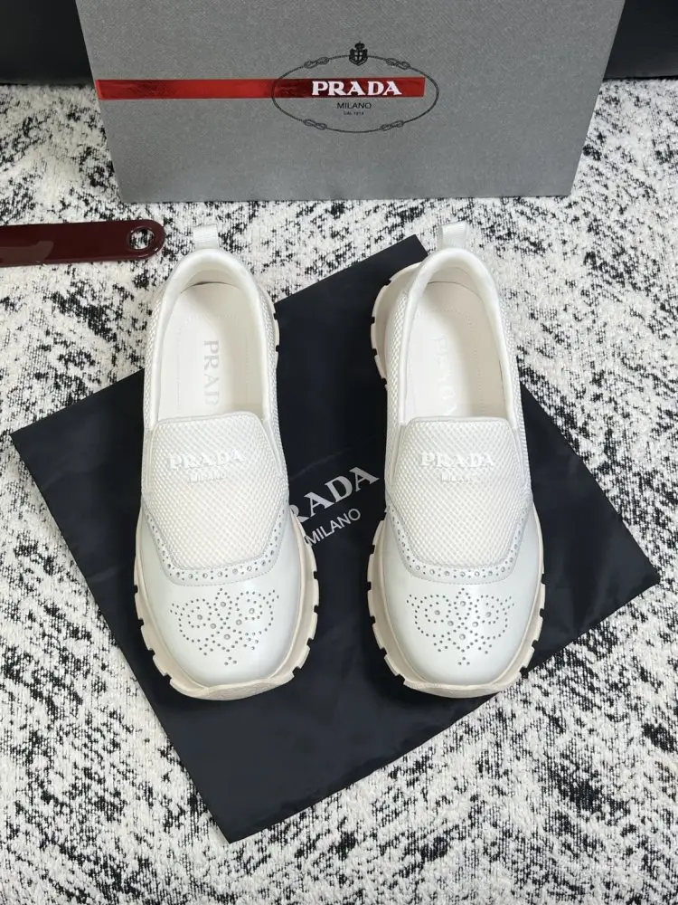 Prada Кроссовки мужские — Фото 3