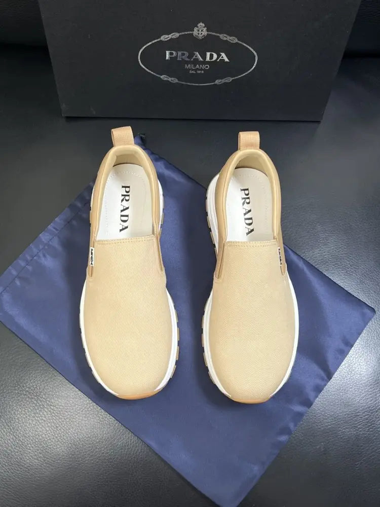 Prada Кроссовки мужские — Фото 3