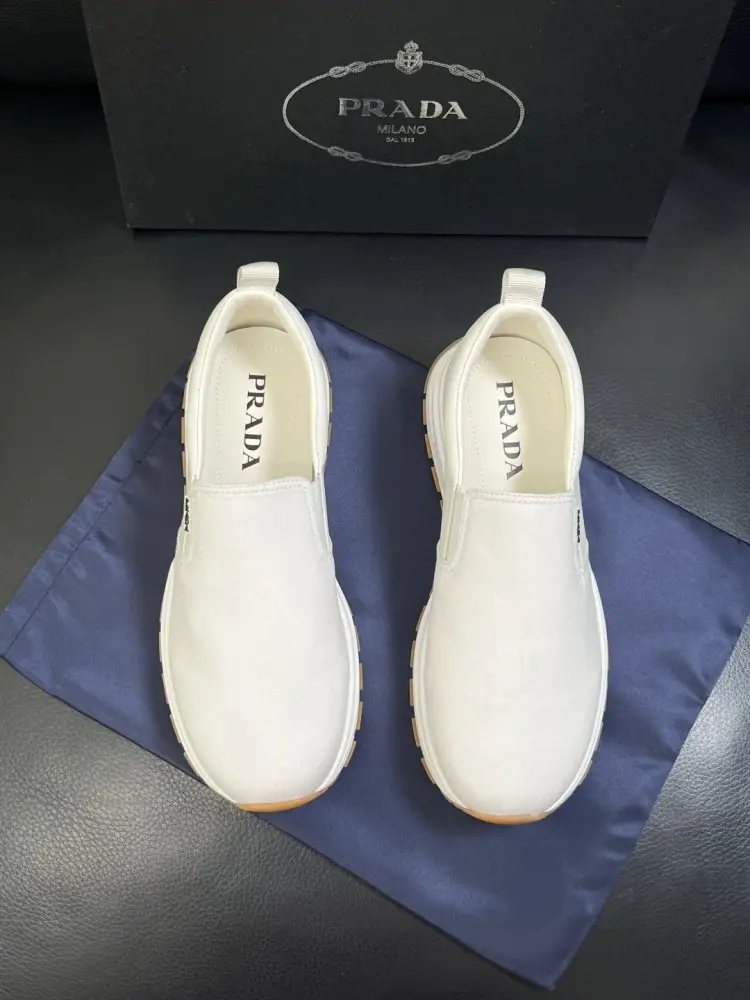 Prada Кроссовки мужские — Фото 3