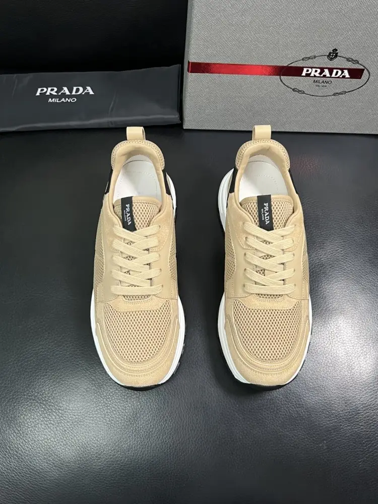 Prada Кроссовки мужские — Фото 3