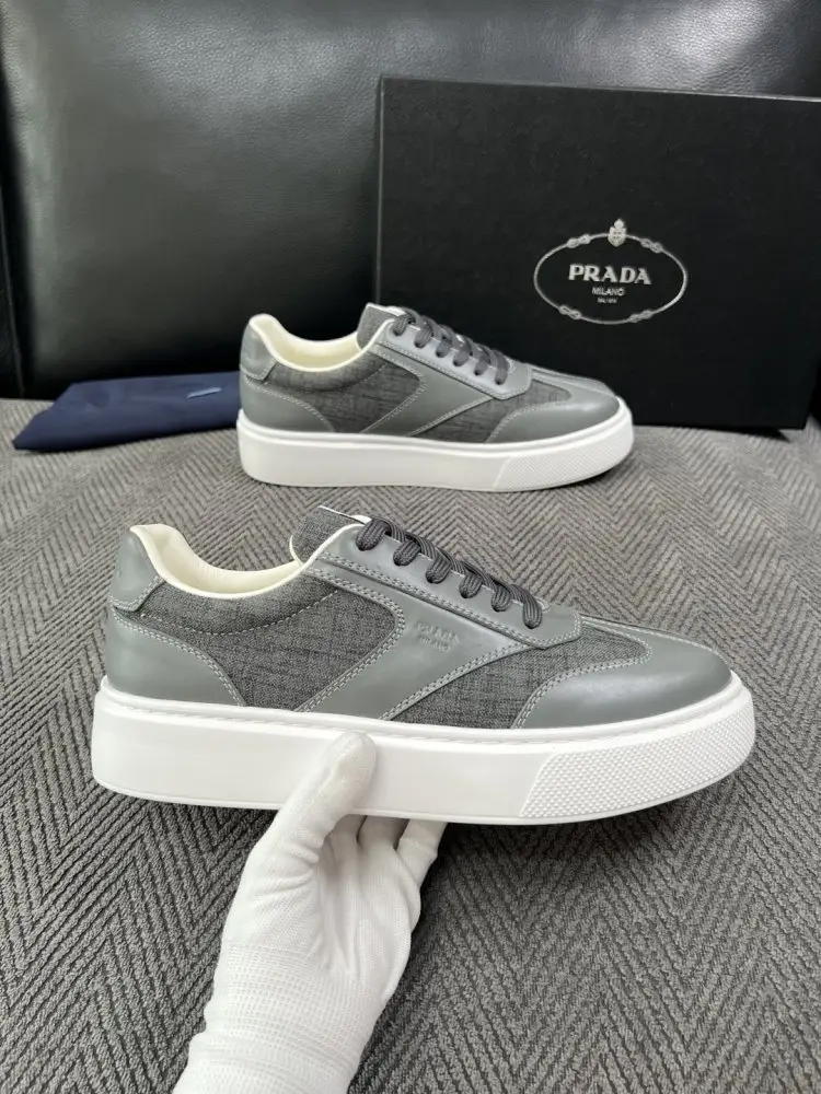 Prada Кроссовки мужские — Фото 4