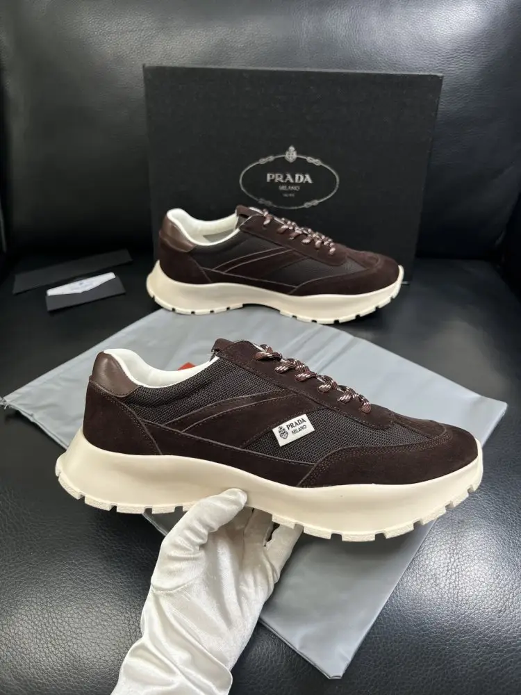 Prada Кросівки чоловічі — Фото 4