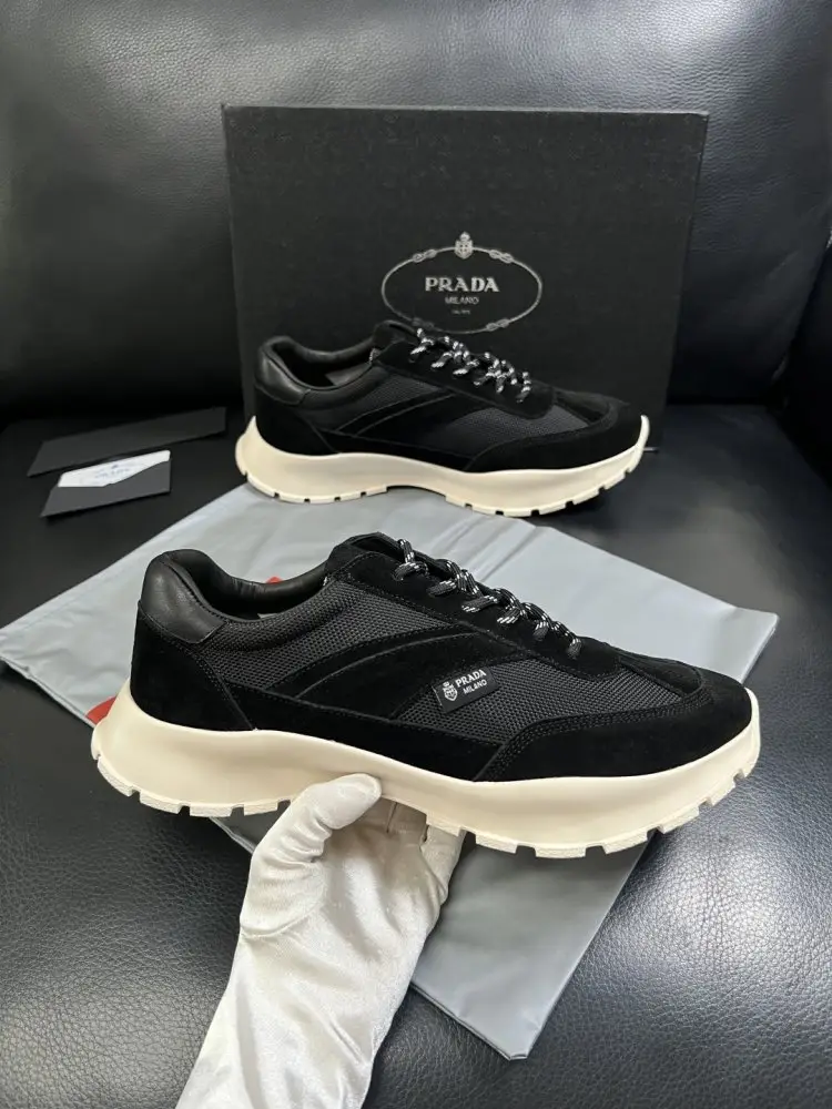 Prada Кросівки чоловічі — Фото 4