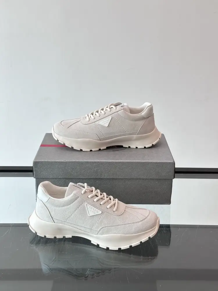 Prada Кроссовки мужские — Фото 4