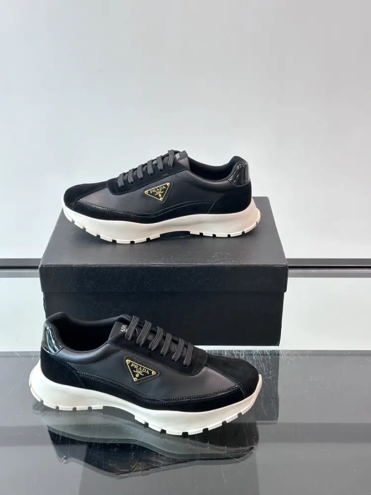 Prada Кросівки чоловічі — Фото 4