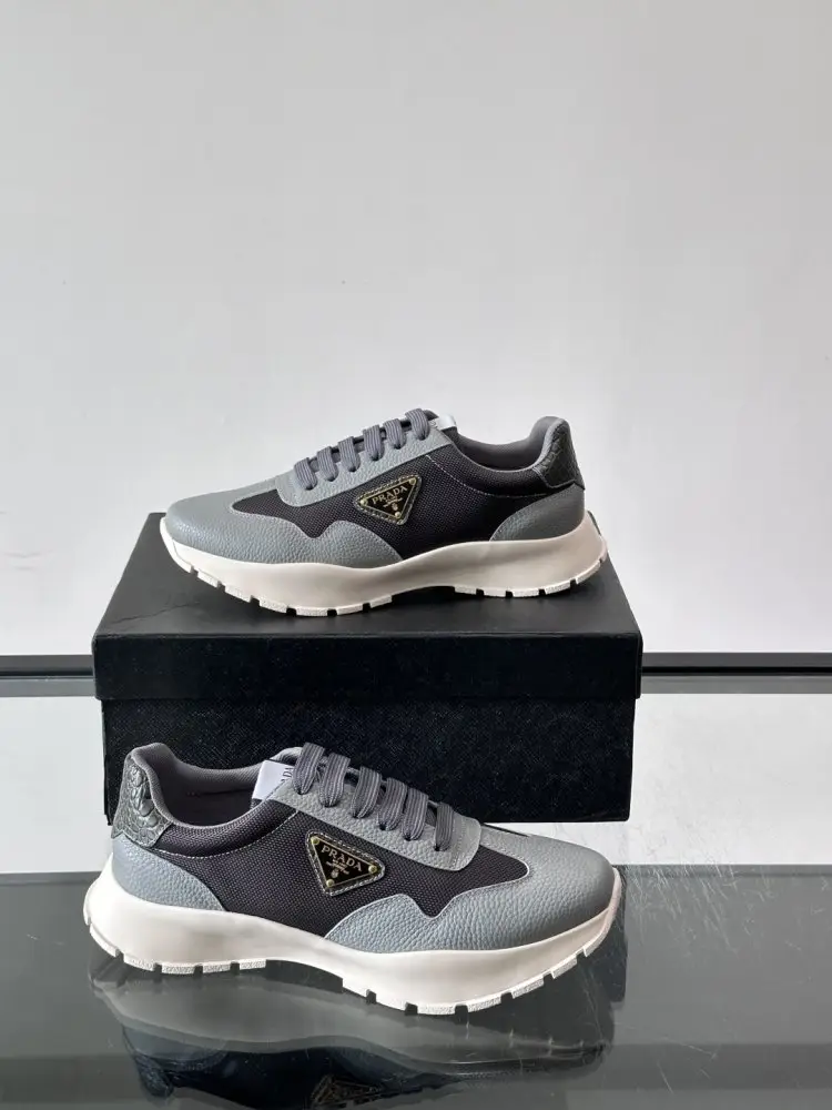 Prada Кроссовки мужские — Фото 4