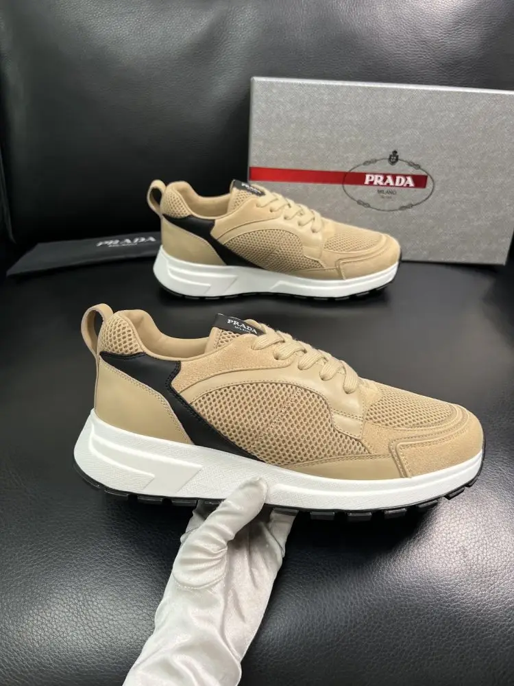 Prada Кроссовки мужские — Фото 4