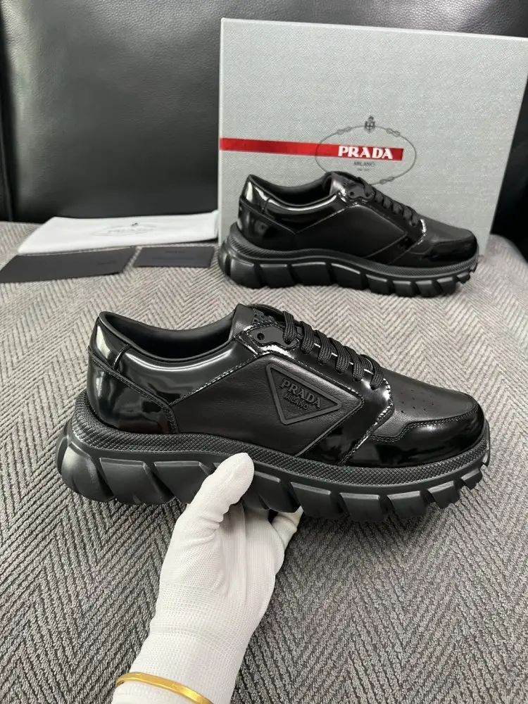 Prada Кросівки чоловічі — Фото 4