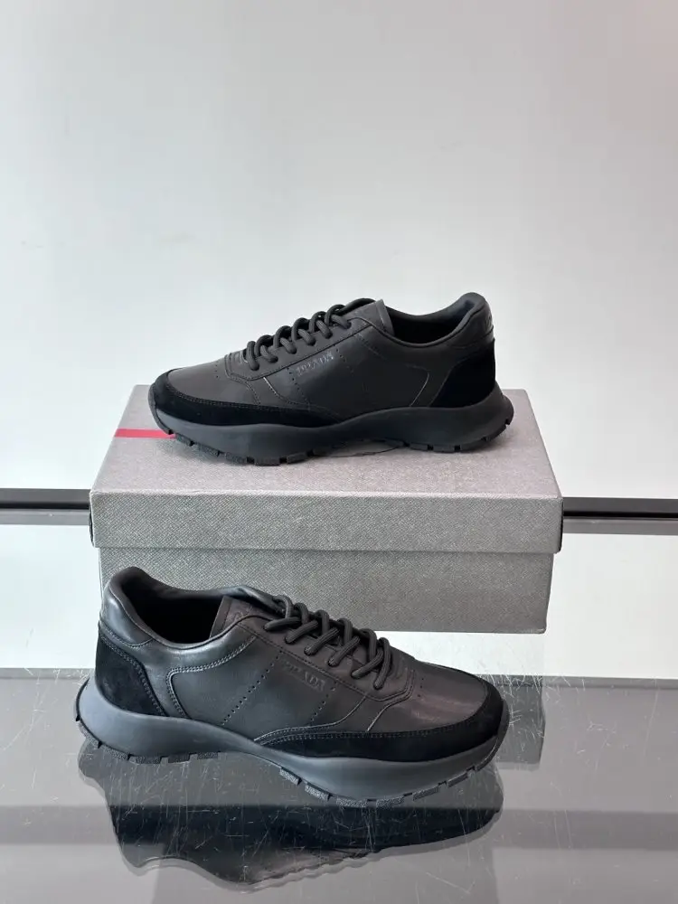 Prada Кросівки чоловічі — Фото 4