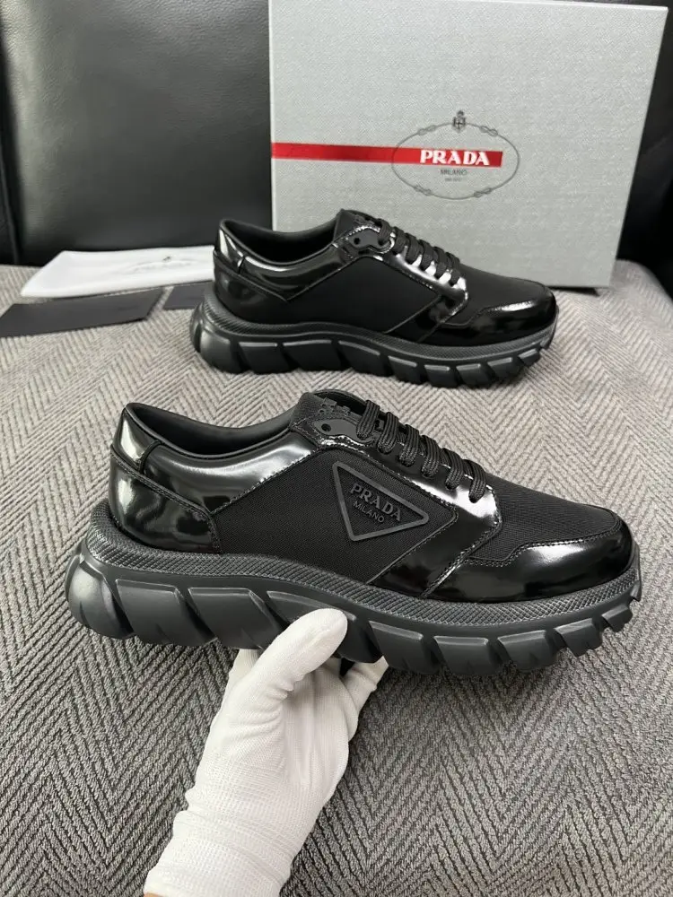 Prada Кросівки чоловічі — Фото 4