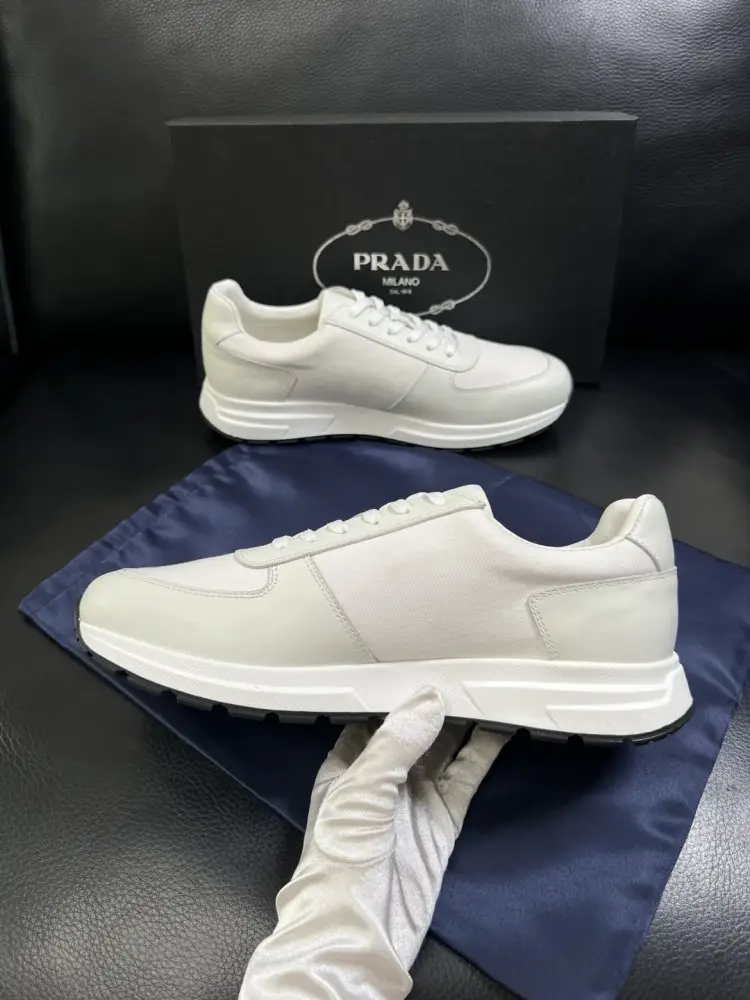 Prada Кросівки чоловічі — Фото 5