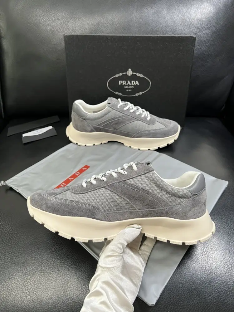 Prada Кроссовки мужские — Фото 5