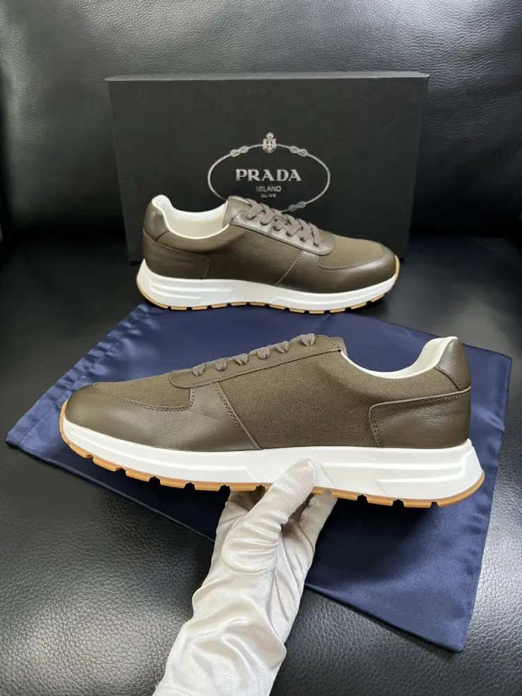 Prada Кроссовки мужские — Фото 5