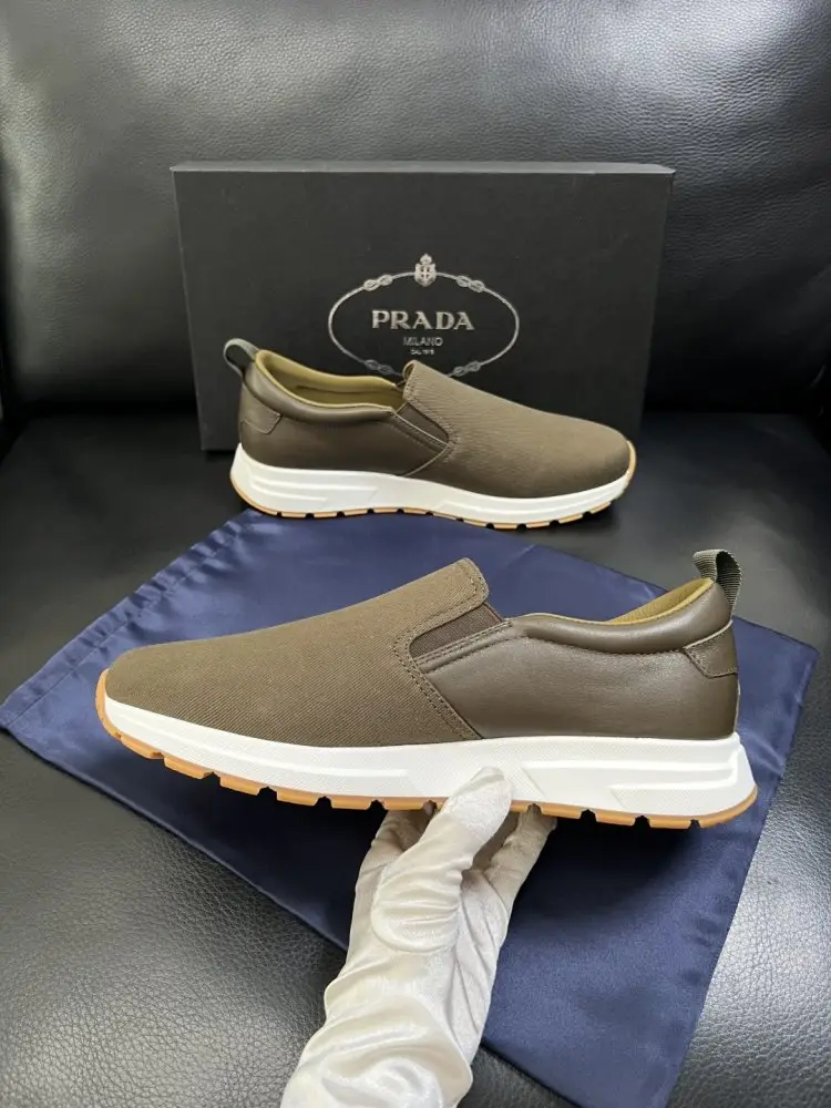 Prada Кросівки чоловічі — Фото 5