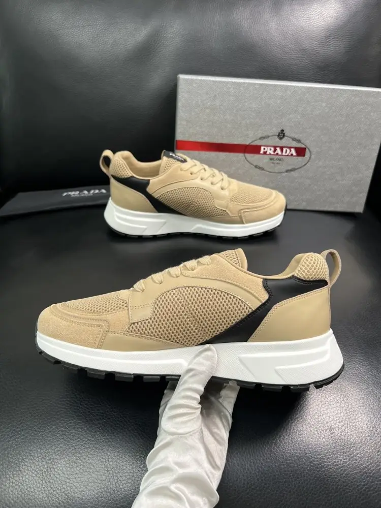 Prada Кроссовки мужские — Фото 5