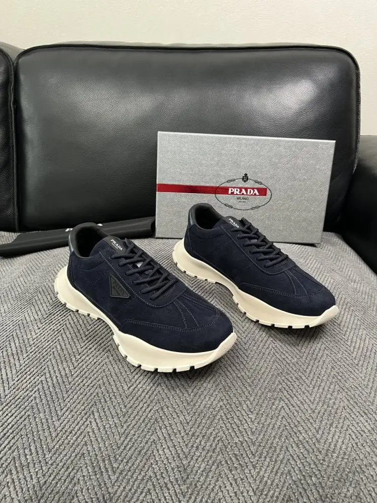 Prada — Кросівки