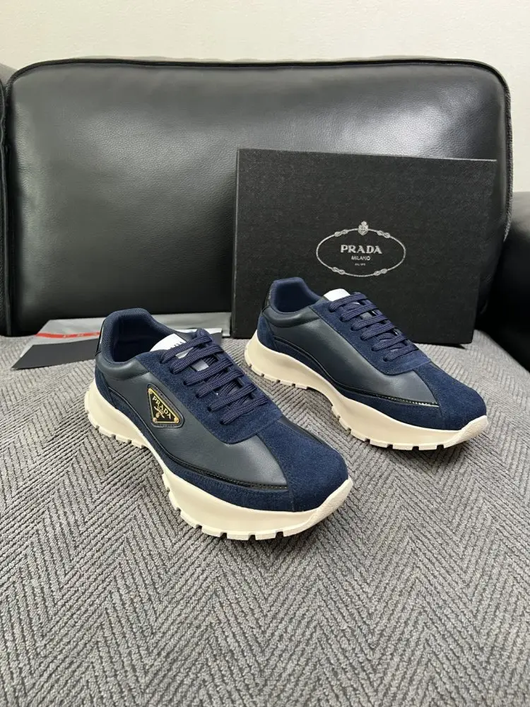 Prada — Кросівки