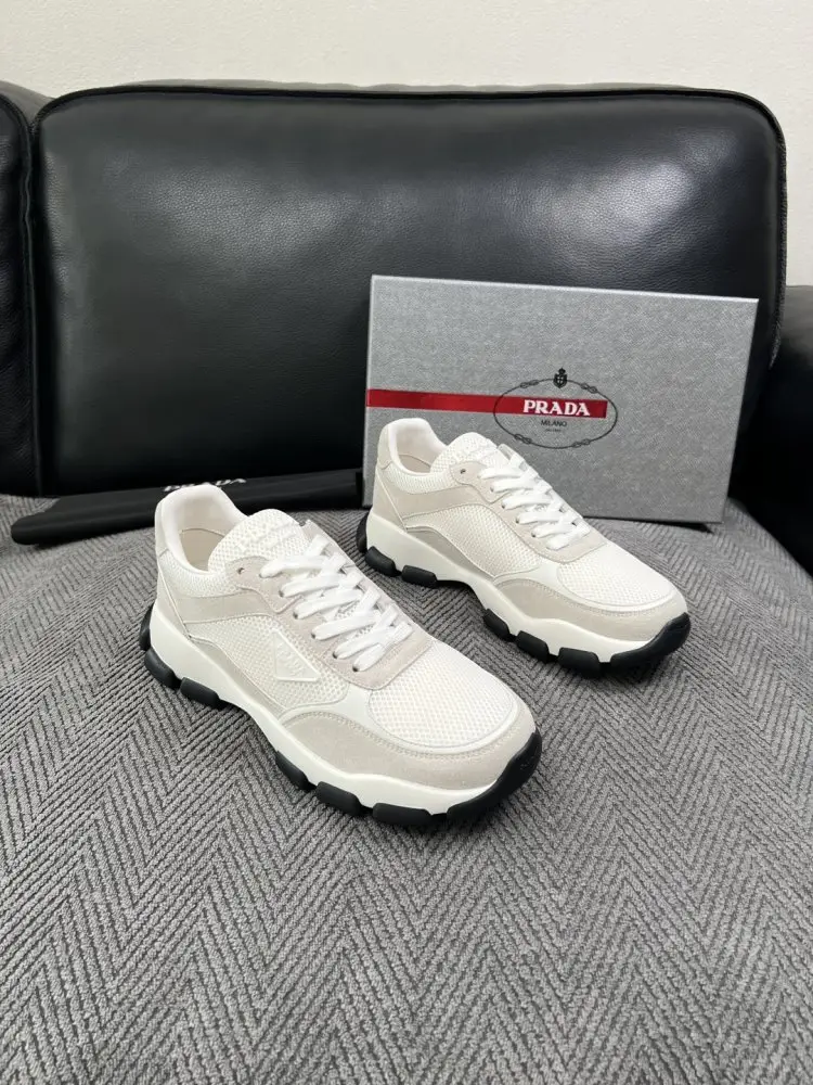 Prada — Кросівки