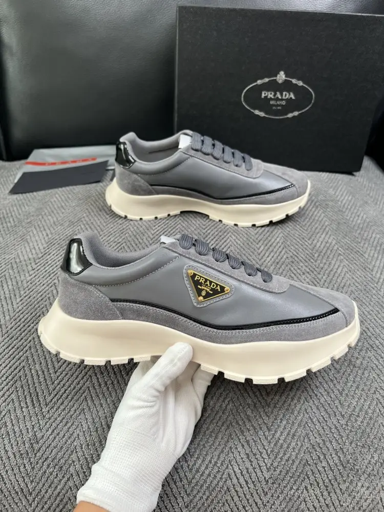 Prada Кросівки — Фото 4