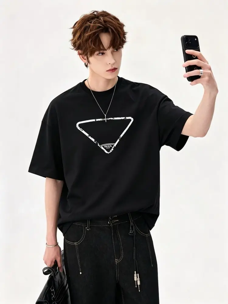 Prada — Футболка мужская