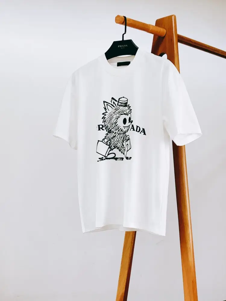 Prada — Футболка мужская