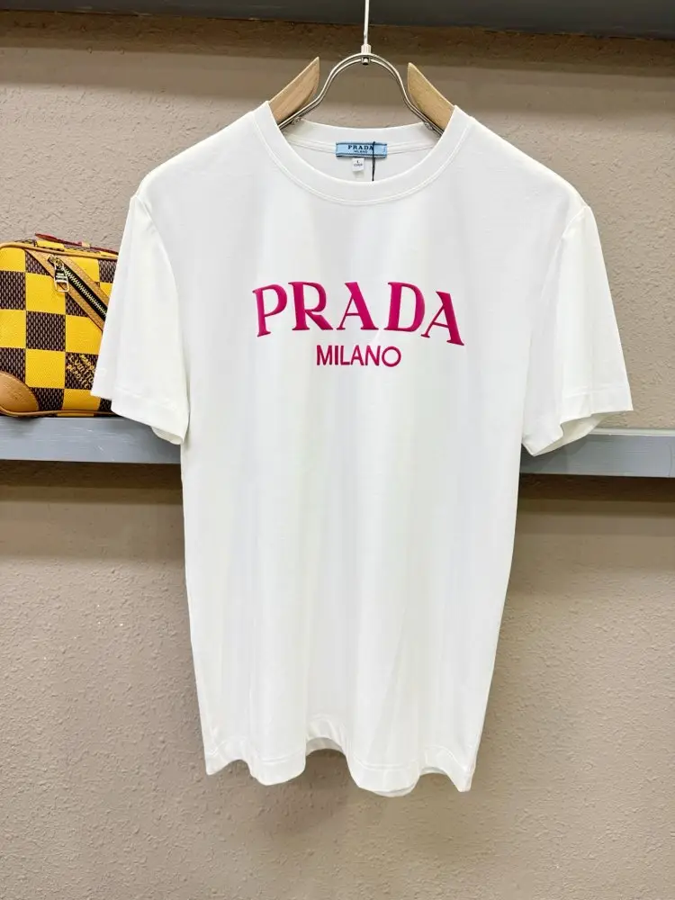 Prada — Футболка чоловіча