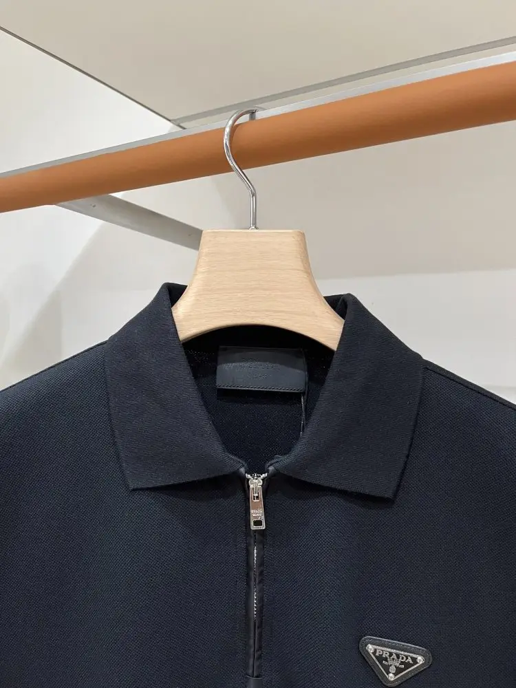 Prada T-shirt men's — Photo 2