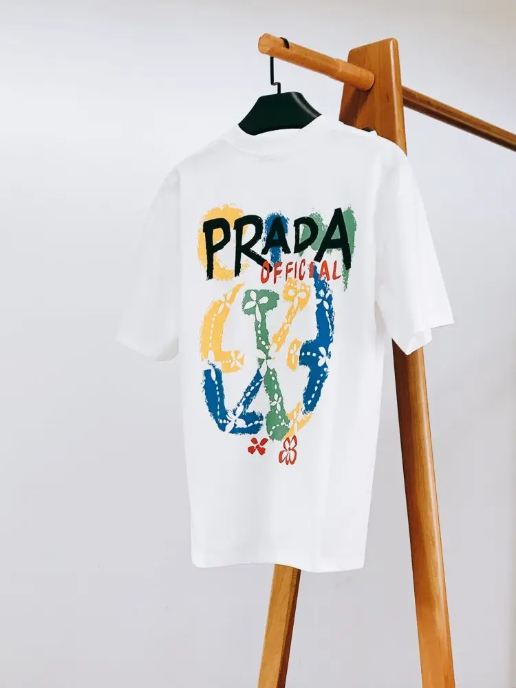 Prada Футболка чоловіча — Фото 2