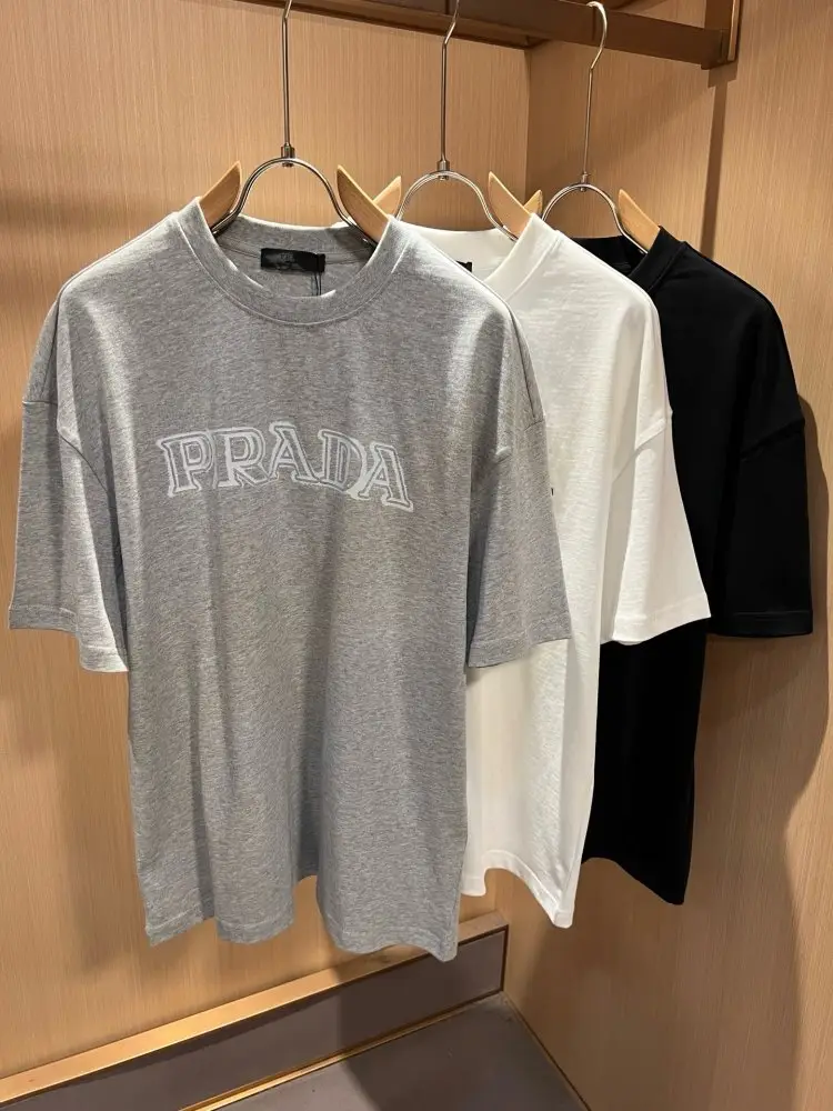 Prada Футболка чоловіча — Фото 2