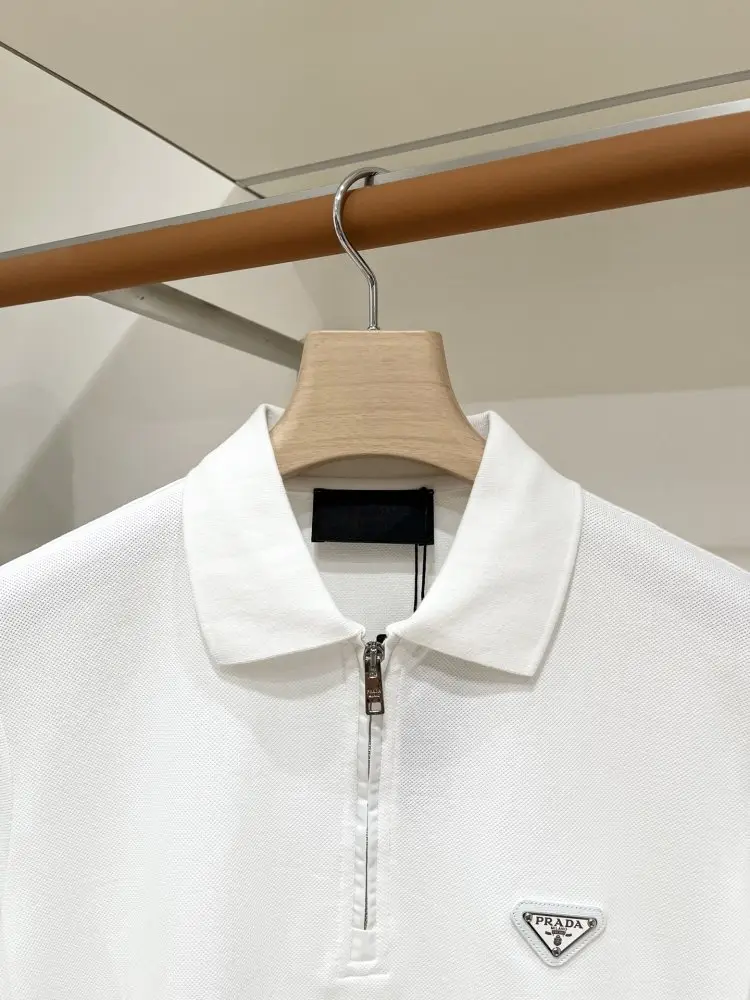 Prada Футболка чоловіча — Фото 2