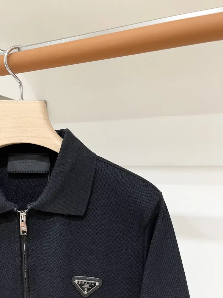 Prada T-shirt men's — Photo 3