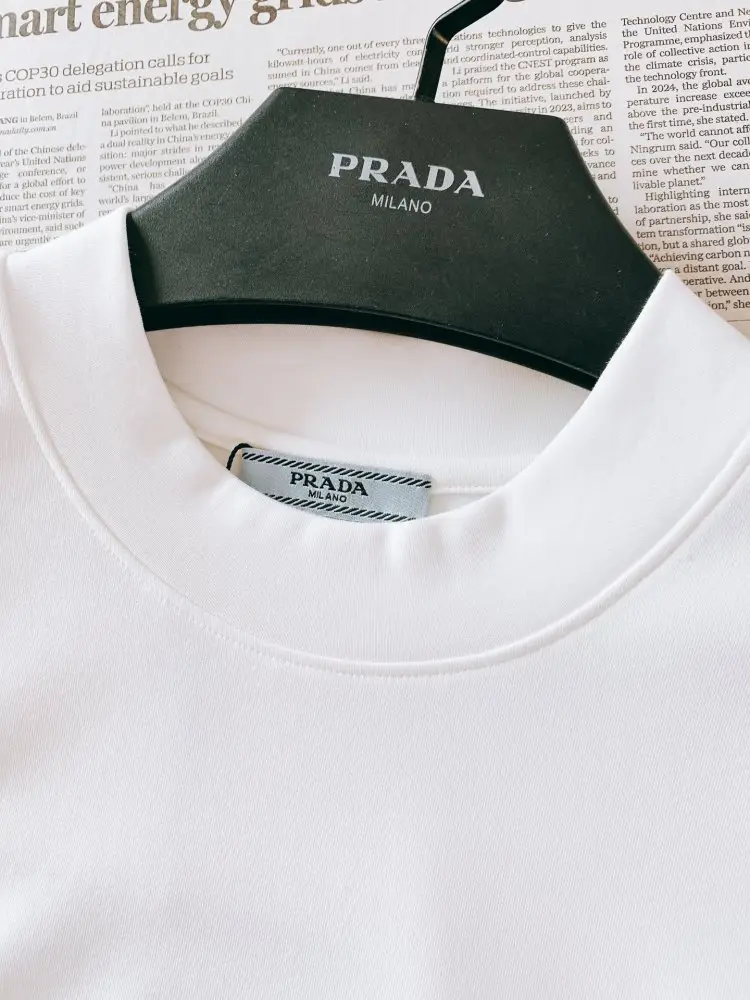 Prada T-shirt men's — Photo 3