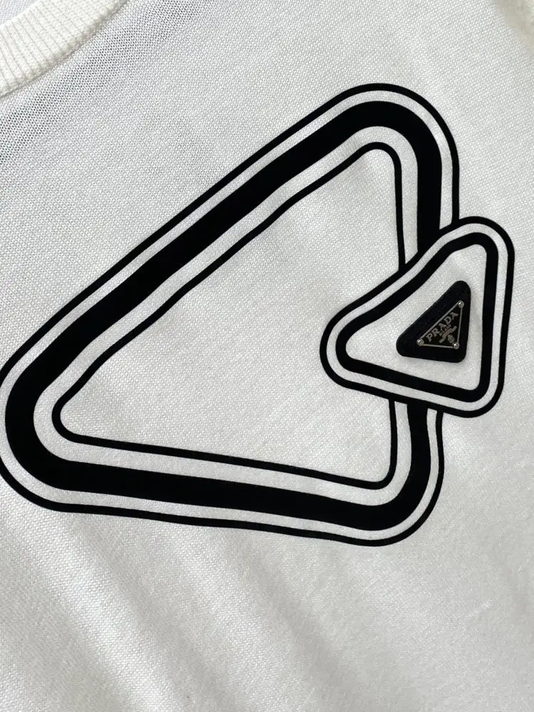 Prada T-shirt men's — Photo 4
