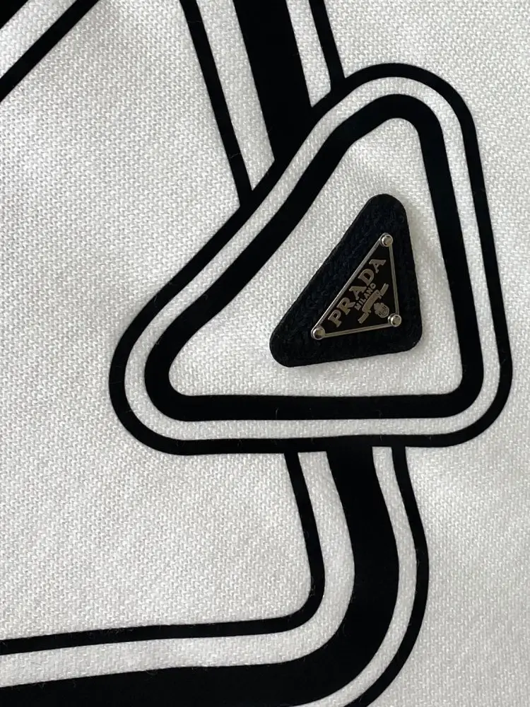 Prada T-shirt men's — Photo 5