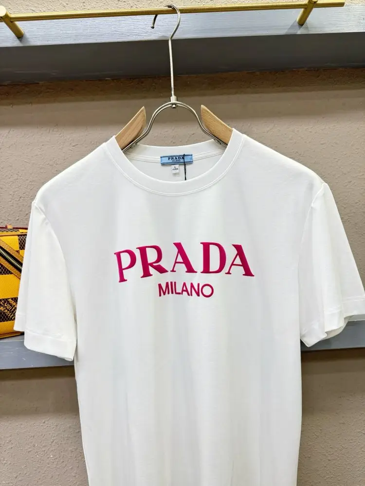 Prada T-shirt men's — Photo 5