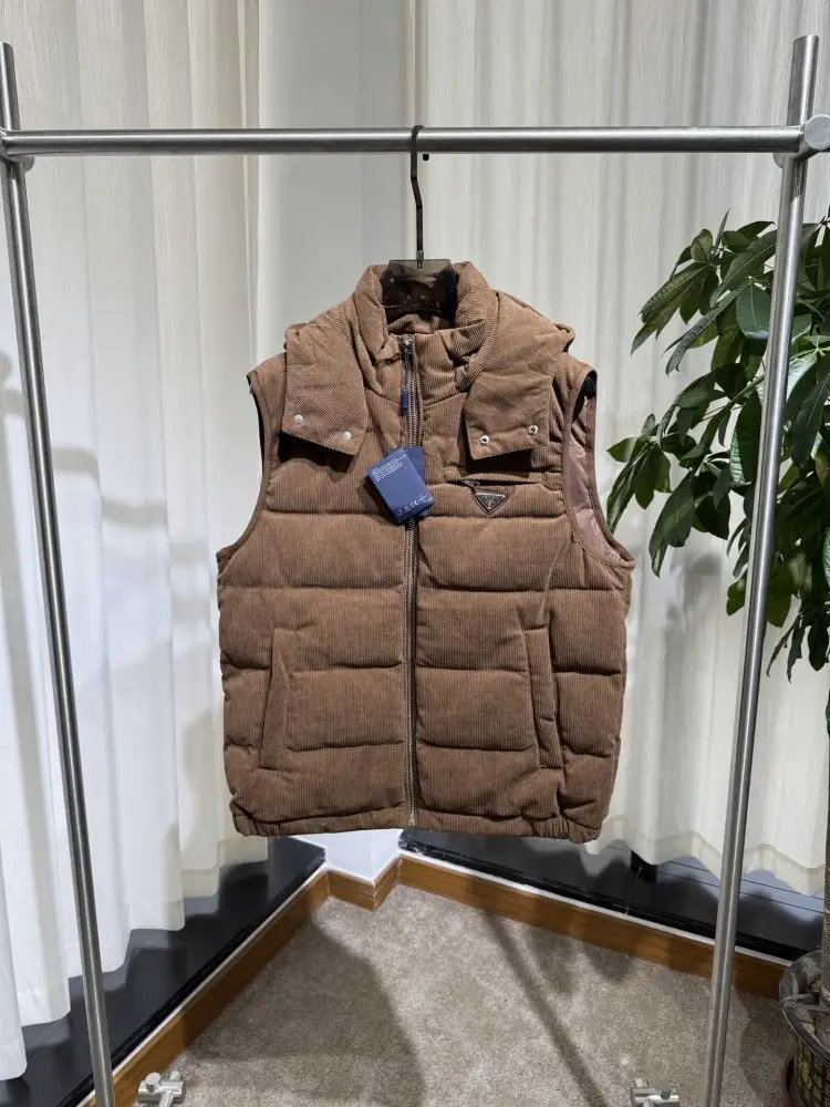 Prada — Жилетка чоловіча