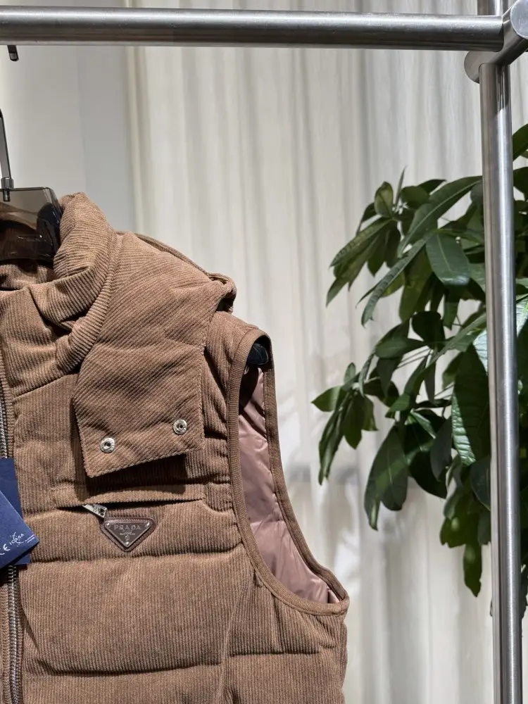 Prada Жилетка чоловіча — Фото 4